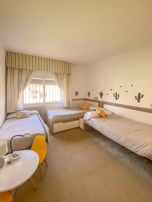 Alcazaba Beach Apartment Estepona Exterior foto